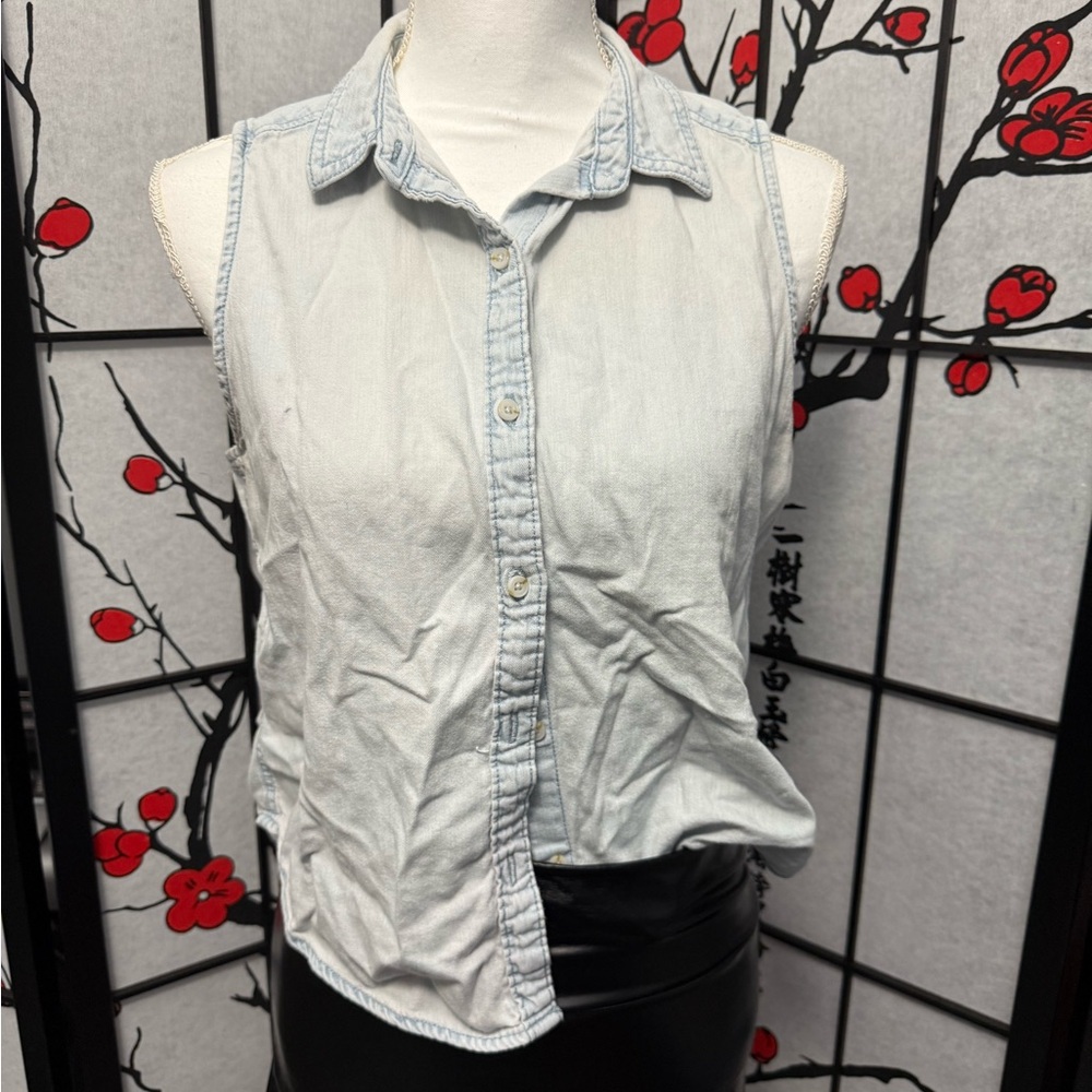 Universal Thread Light Blue Sleeveless Button-Dow… - image 1